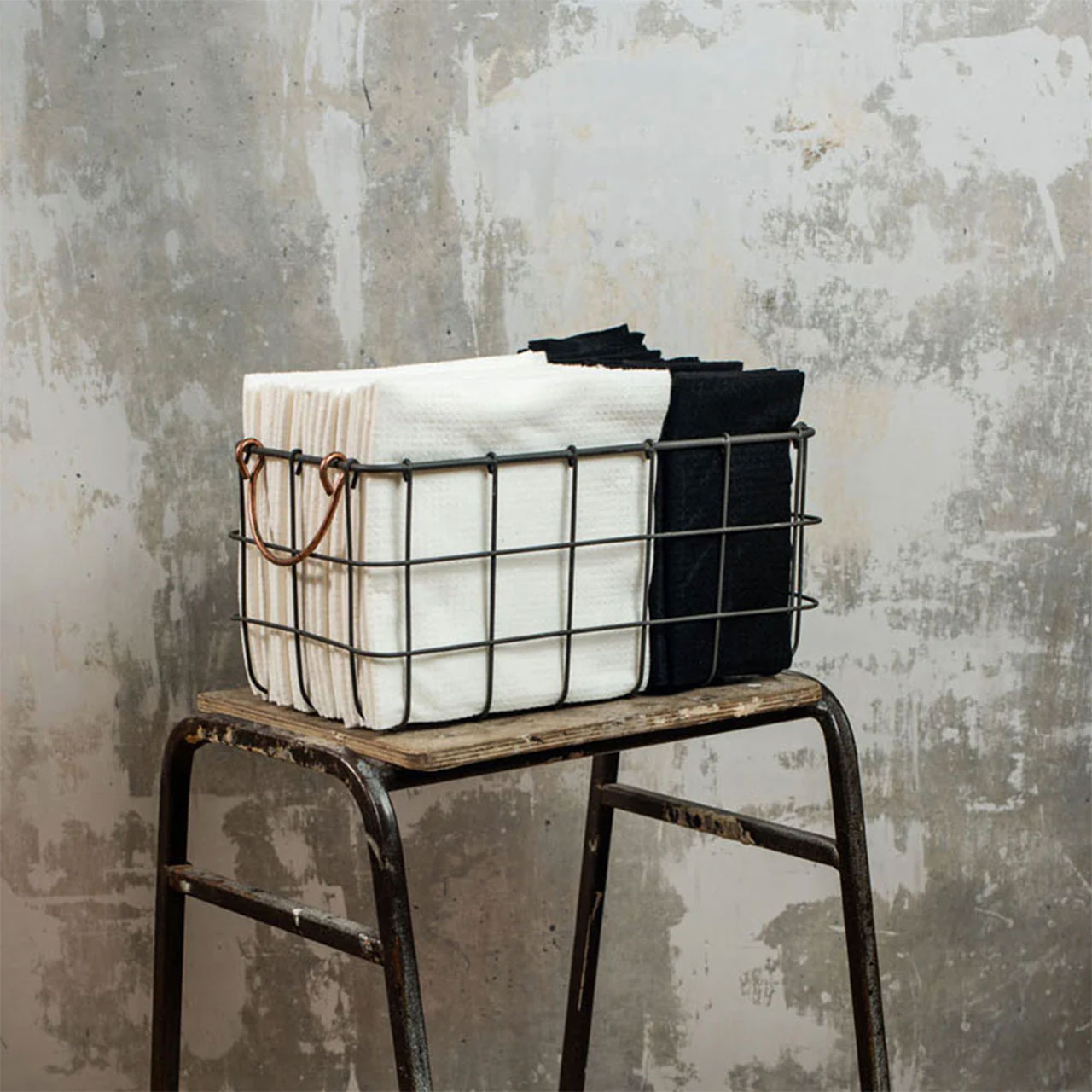 Sustainable Salon Towel - Black